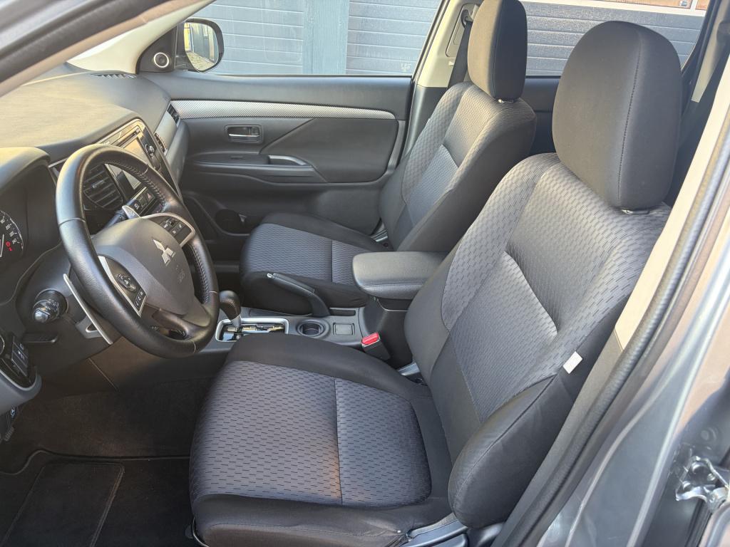 Mitsubishi Outlander 2.0 intense+