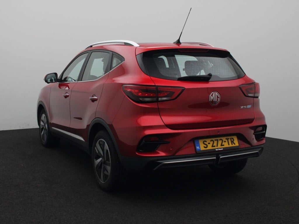 MG Zs-ev standard range luxury 50 kwh | navigatie | led | camera | apple ca