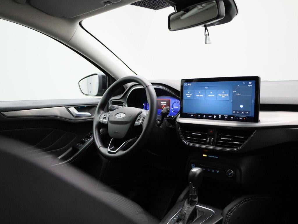 Ford Focus wagon 1.0 ecoboost hybrid titanium x | automaat | lmv | parkeer 