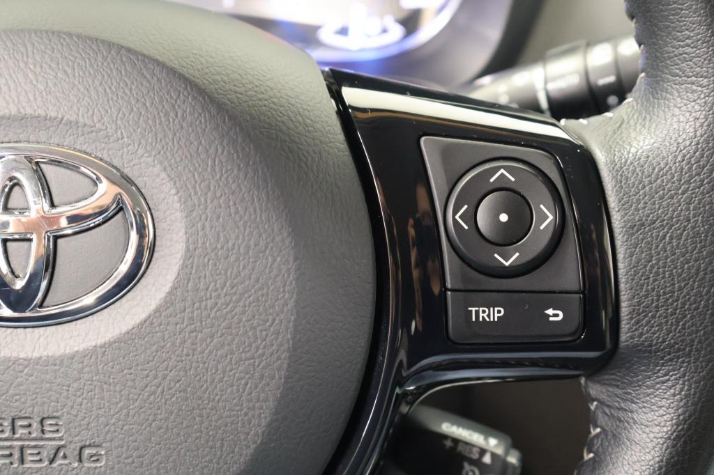 Toyota Yaris 1.5 hybrid dynamic| camera| cruise| climate