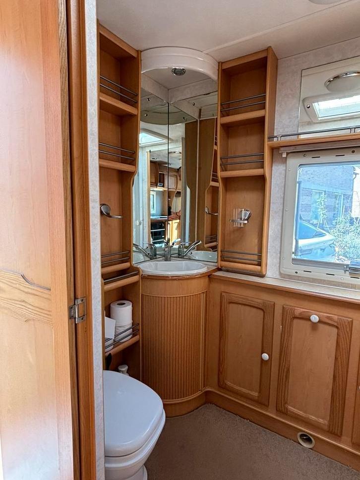 Elddis Crusader type 482 hurricane!