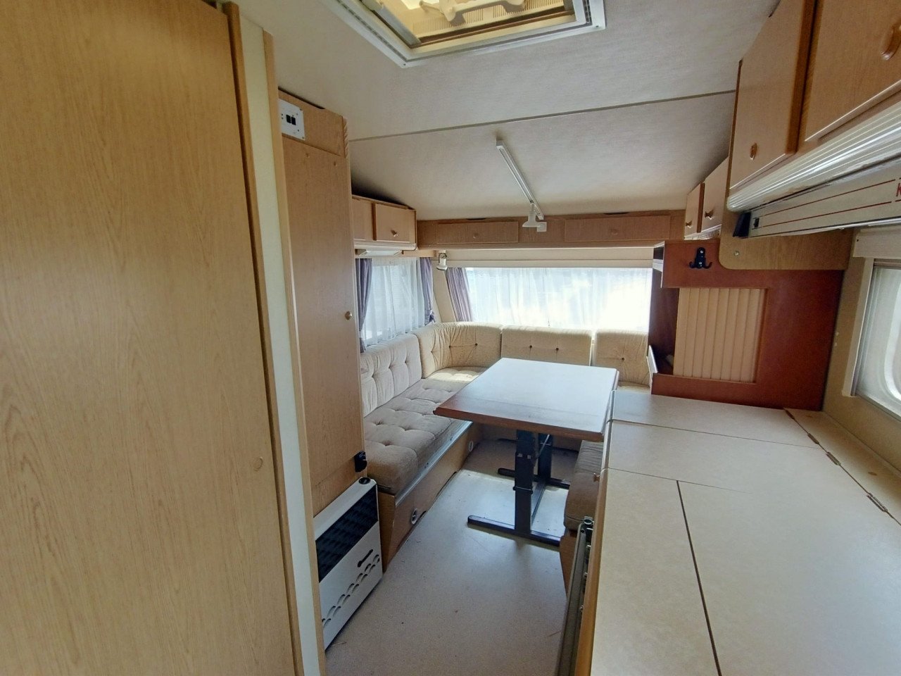 Mooie ruime Kip 480 van 1993 met voortent