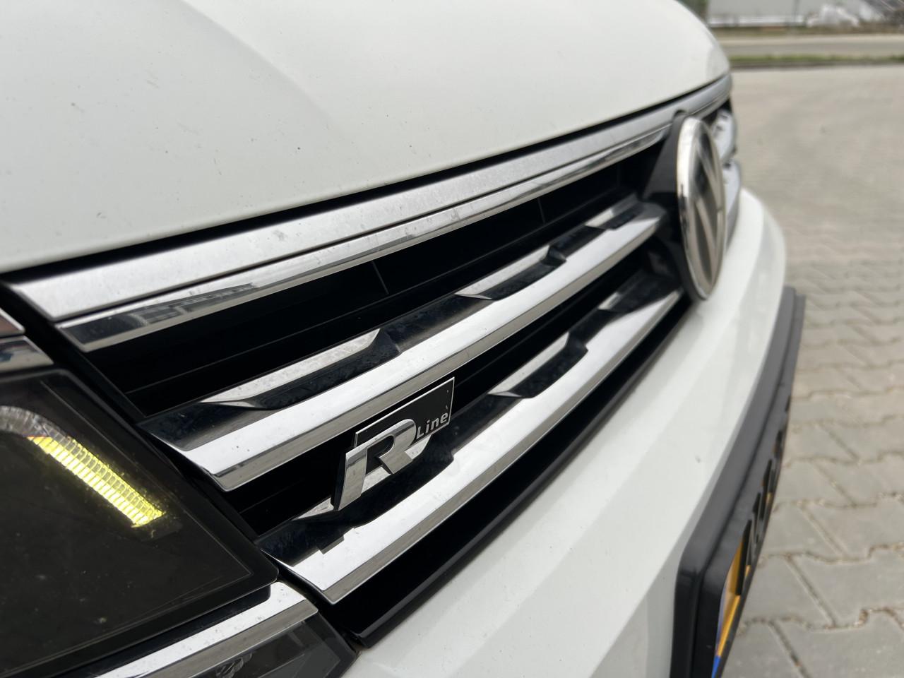 Volkswagen Tiguan 1.4 TSI ACT R-LINE|APK|STOELV|TREKH|PANO