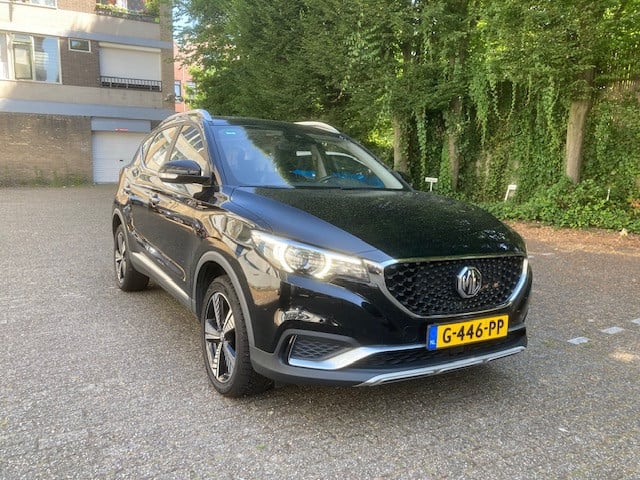 MG ZS EV 68 KW