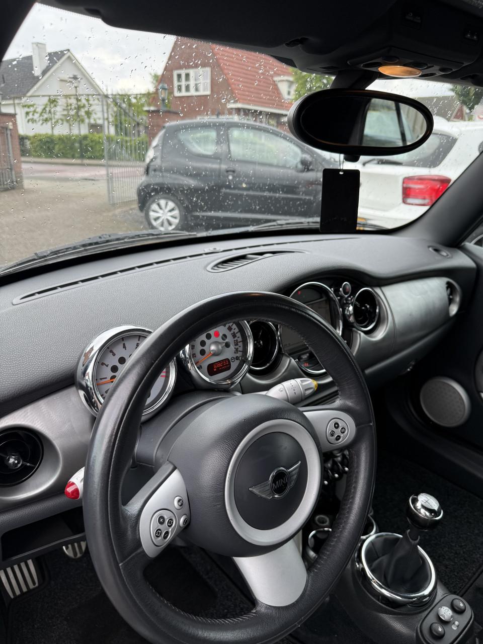 MINI Cooper S Cabrio 1.6 – John Cooper Works – 170 PK – 108.000 km