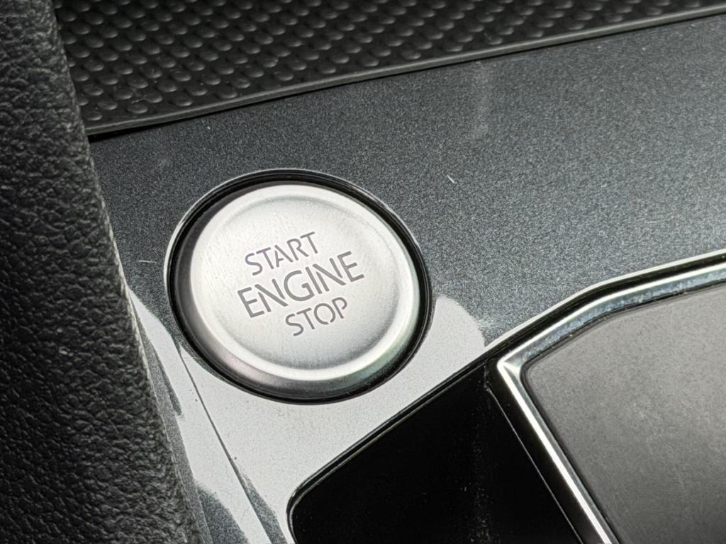 Volkswagen Tiguan 1.5 tsi act 150pk dsg highline | camera | virtual | trekh