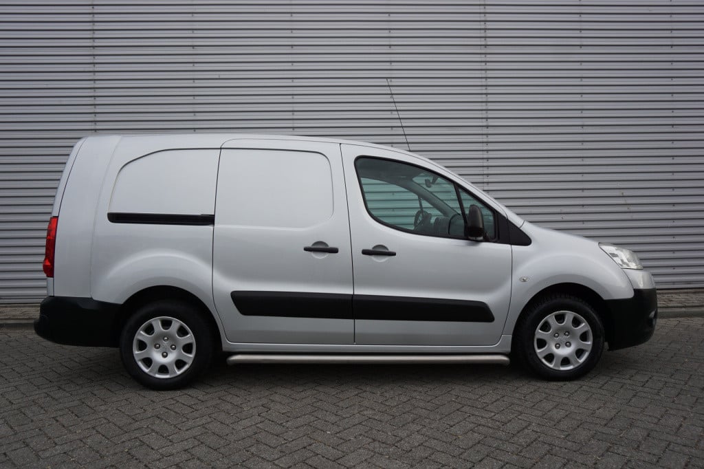 Peugeot Partner 122 1.6 hdi l2 xt elektr. ramen / cruise / trekhaak / nap