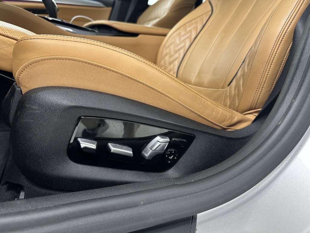 BMW 5 Serie 530e m-sport high exe. | bowers & wilkins | softclose | massage