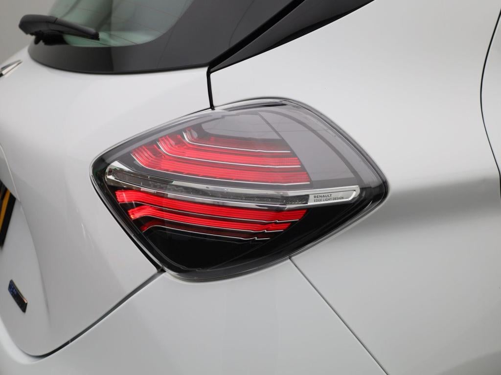 Renault Zoe r110 life 52 kwh | automaat | navigatie | airco | parkeer senso