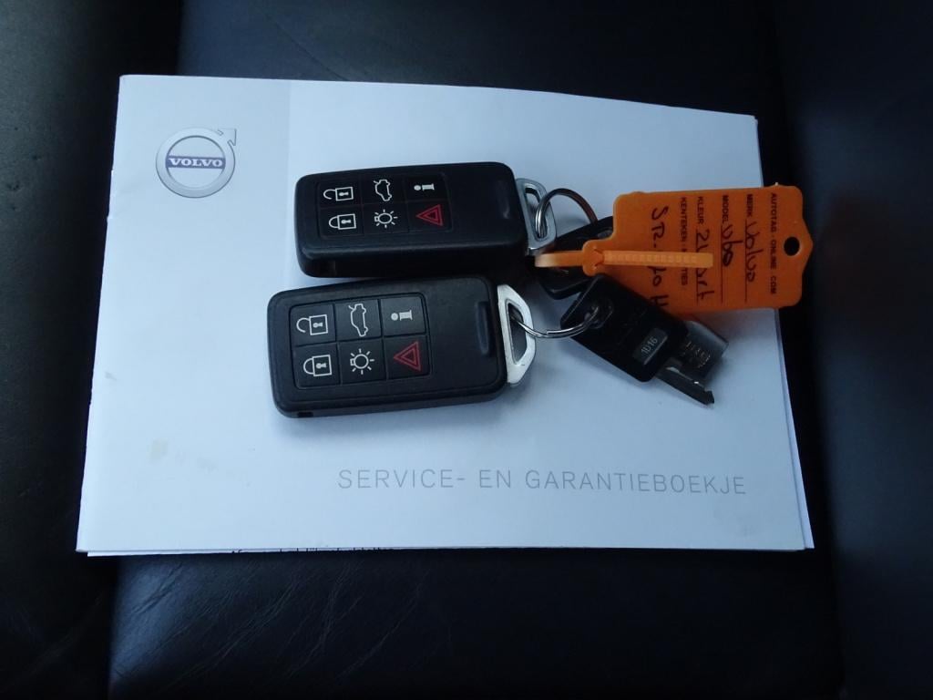 Volvo V60 2.0 t4 business sport r-design | leder | pano | trekhaak