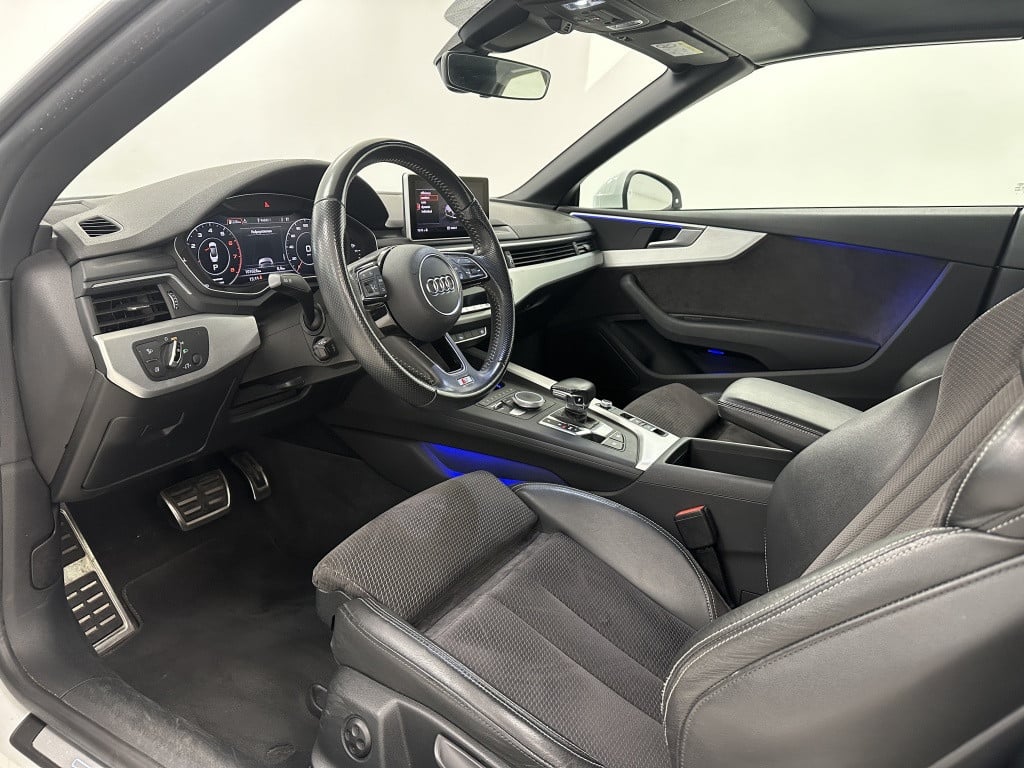 Audi A5 cabriolet 2.0 tfsi s line launch ed. 245pk | nekverwarming | 19'' |