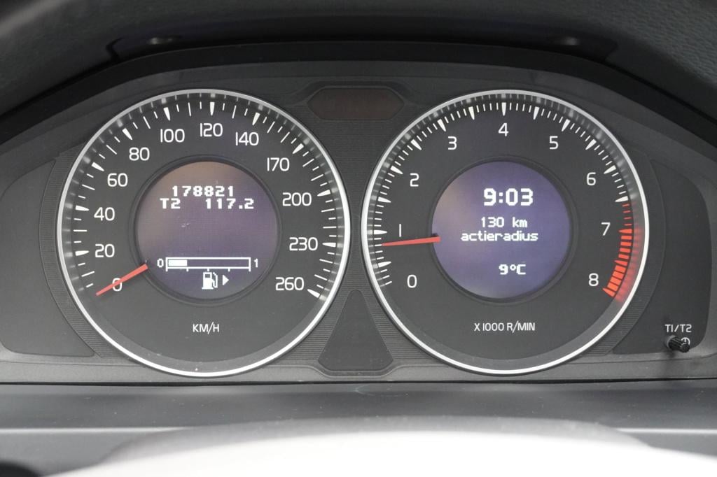 Volvo V60 1.6 t3 150-pk ocean race