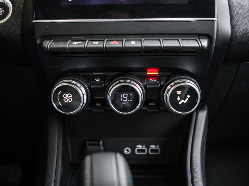 Renault Captur tce 140 edc techno | automaat | parkeer camera | navi full m