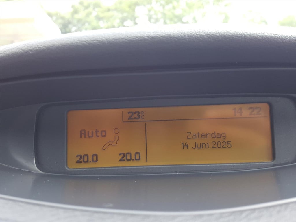 Citroen C5 1.8 16v ligne prestige climate control | parkeersensoren achter 