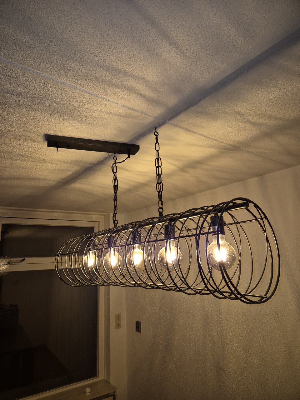 Elektricien beschikbaar voor kleine klussen aan huis! 🔧