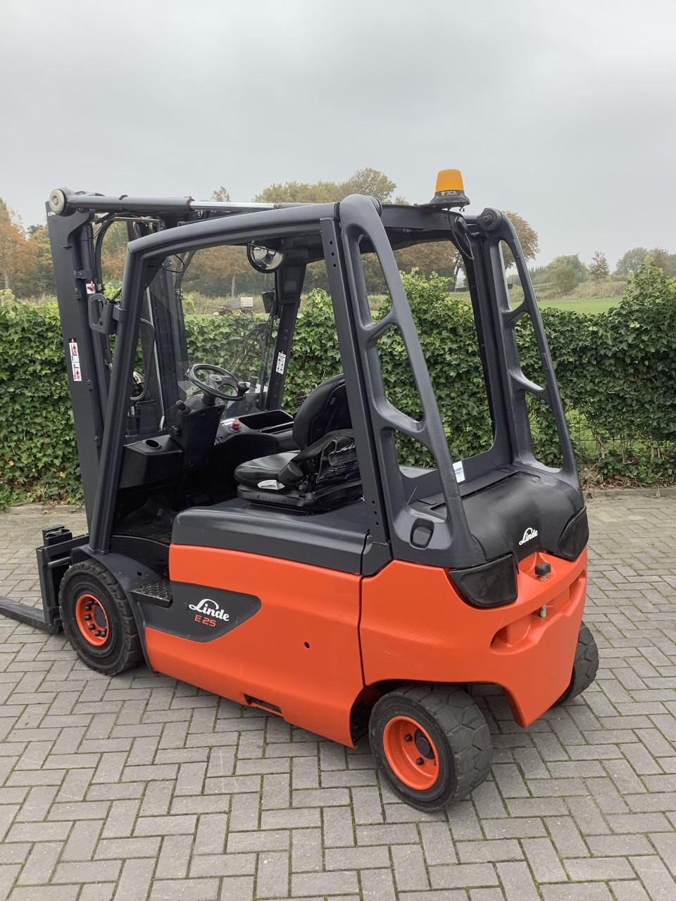 Linde E25L-01 elektrische heftruck