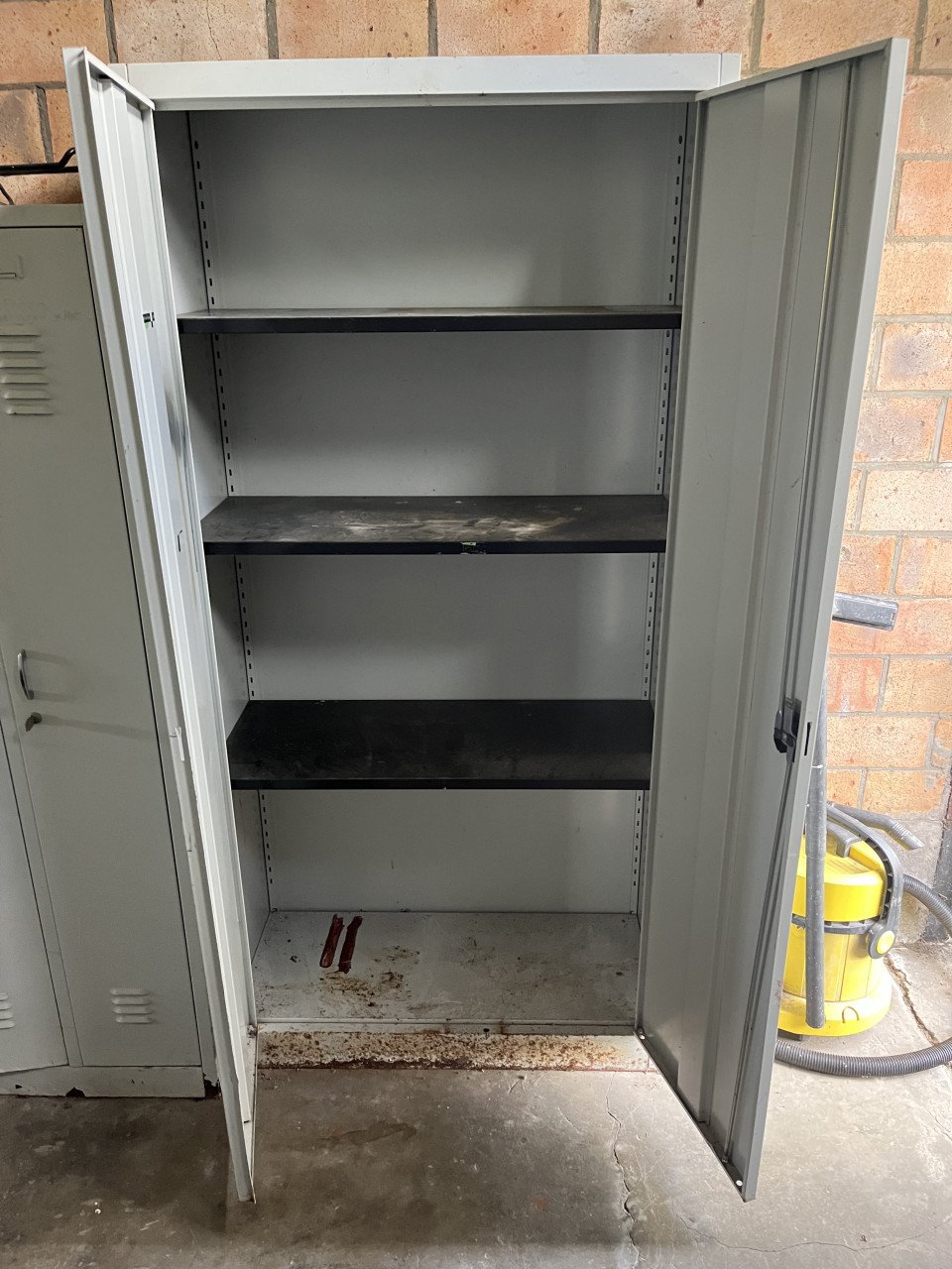 Metalen kast