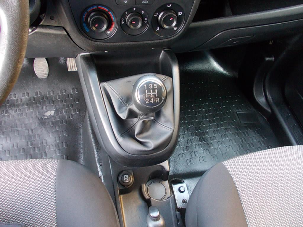 Fiat Doblo 1.3 jtd 90pk multijet 91000km airco, sch.deur