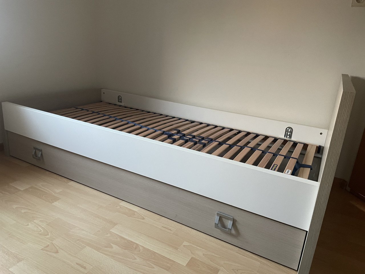 Mooi 1 persoonsbed