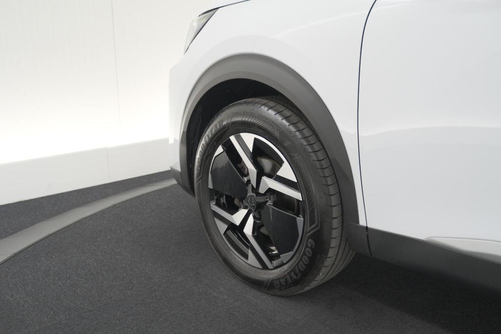 Peugeot 2008 puretech 100 allure | apple carplay | parkeersensoren | climat