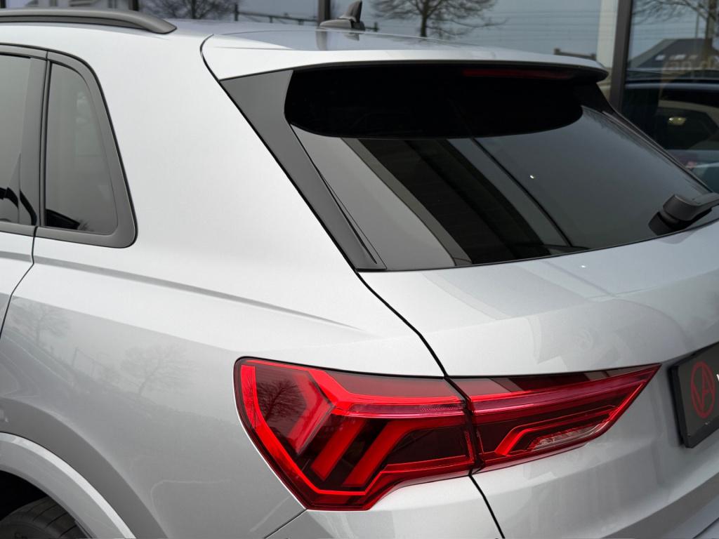Audi Q3 35 tfsi 150pk s-tronic advanced | trekhaak | zwart optiek | dode ho