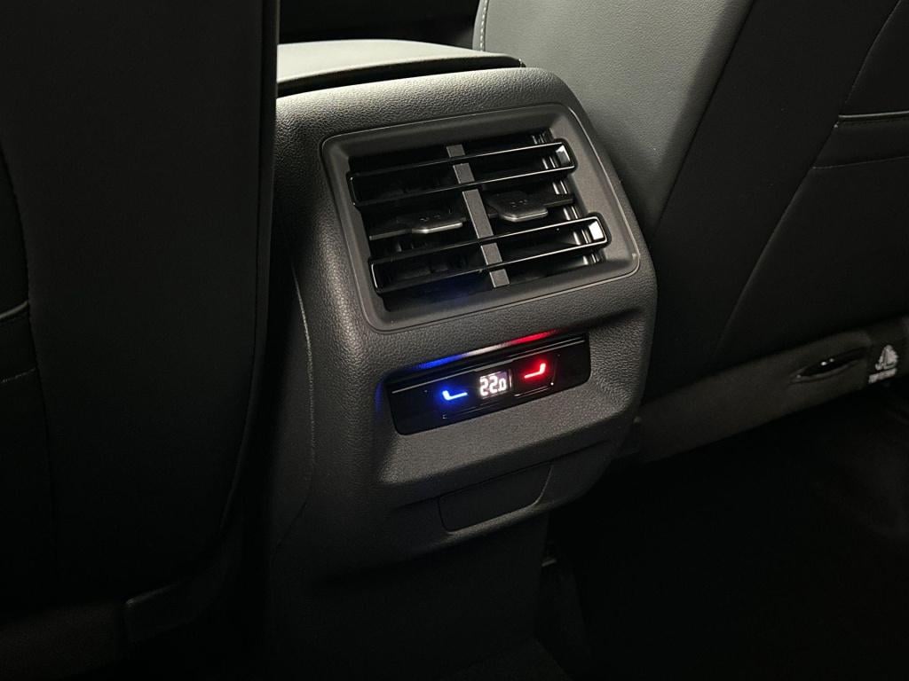 Volkswagen Tayron 1.5 ehybrid r-line