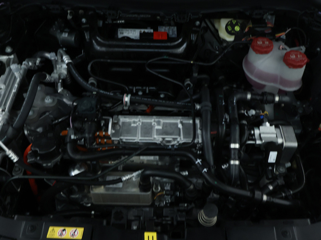 Mercedes-Benz Eqa 250+ business solution amg 71 kwh | nightpakket | winter 