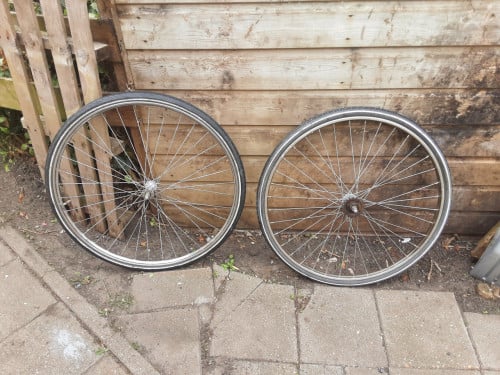 Set 28 inch r.v.s wielen, terugtraprem