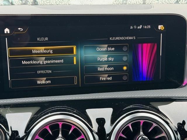 Mercedes-Benz Cla shooting brake 250 e amg line l mbux l camera l tempomaat