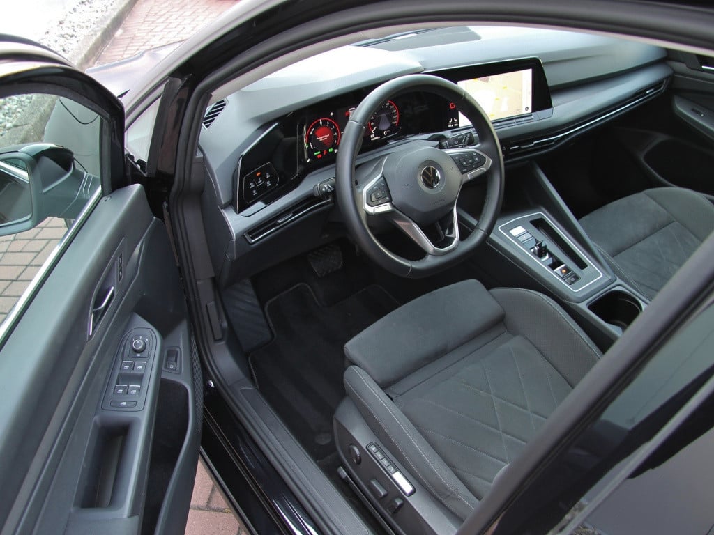 Volkswagen Golf 1.4 ehybrid 204pk style | acc | lane | ergo comfort stoel