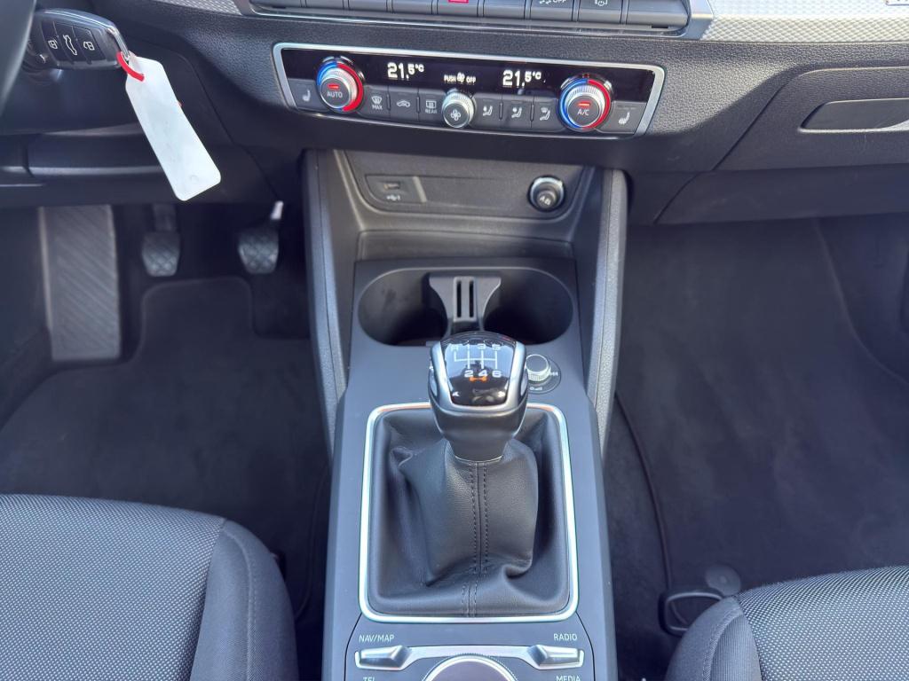 Audi Q2 30 tfsi pro line 110 pk | airco (automatisch) | stoelverwarming | c