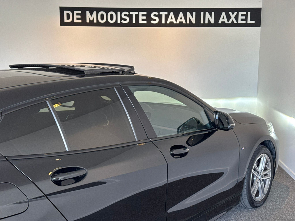 BMW 1 Serie 118i high executive m-sport