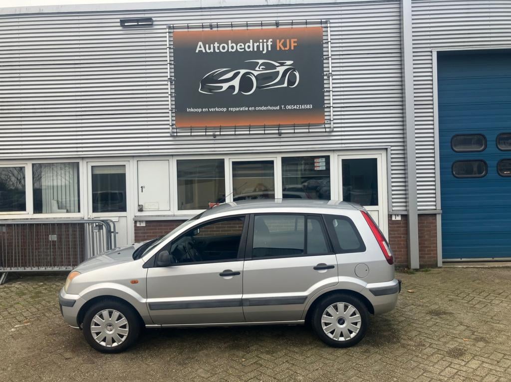 Ford Fusion 1.4-16v champion