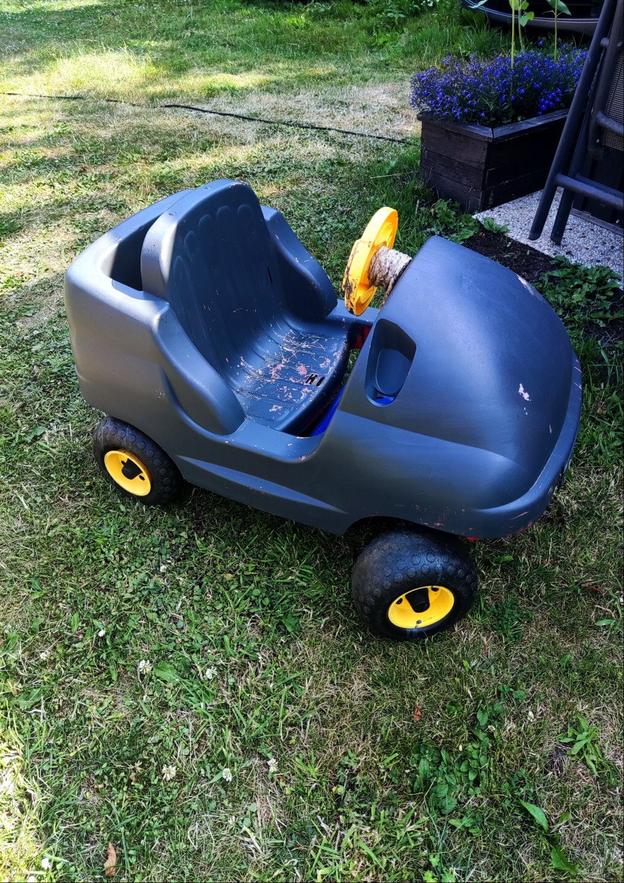 Kinder auto