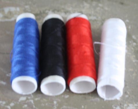 Set van 4 kleuren garen