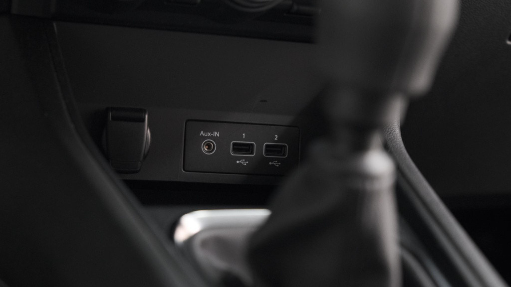 Renault Captur tce 90 intens | camera | navigatie | parkeersensoren | apple