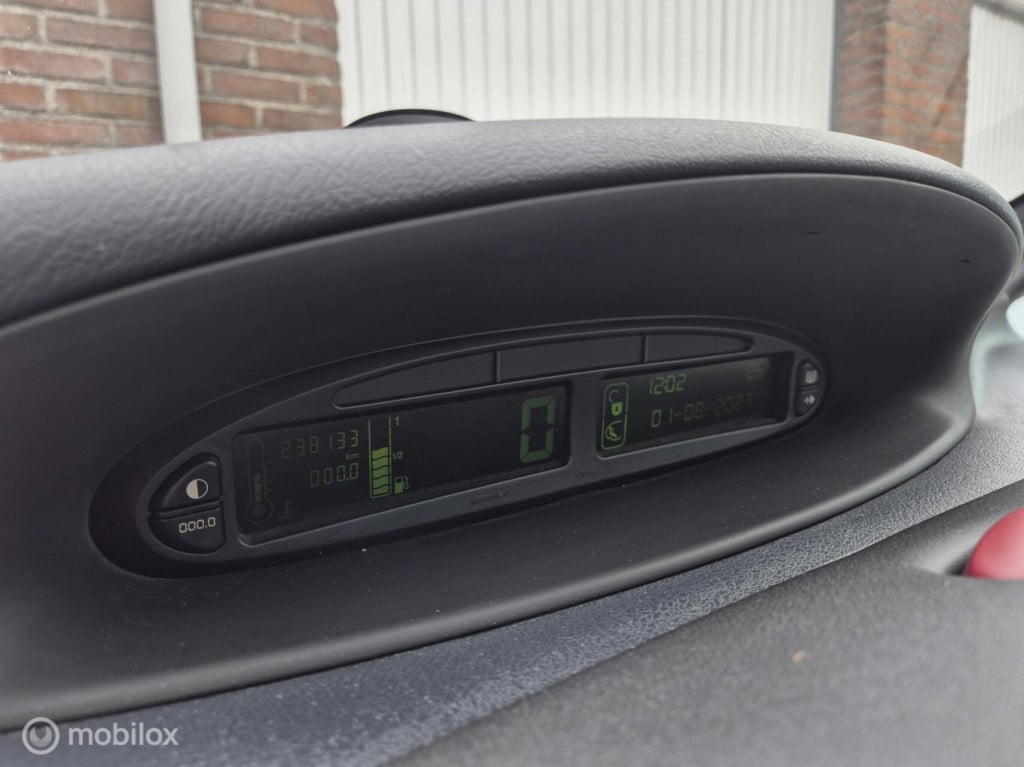 Citroen Xsara Picasso 1.6i-16v tweede eigenaar / airco/ trekhaak / cruiseco