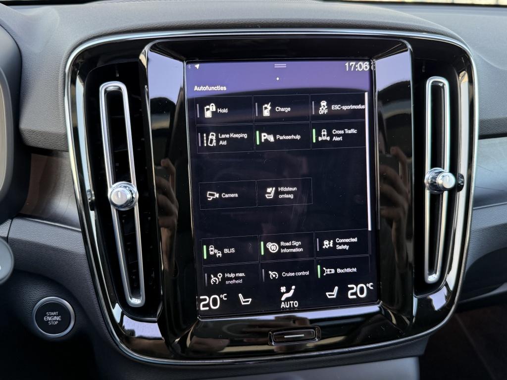 Volvo XC40 t5 262pk recharge ultimate bright| panodak| adap.cruise| leder|