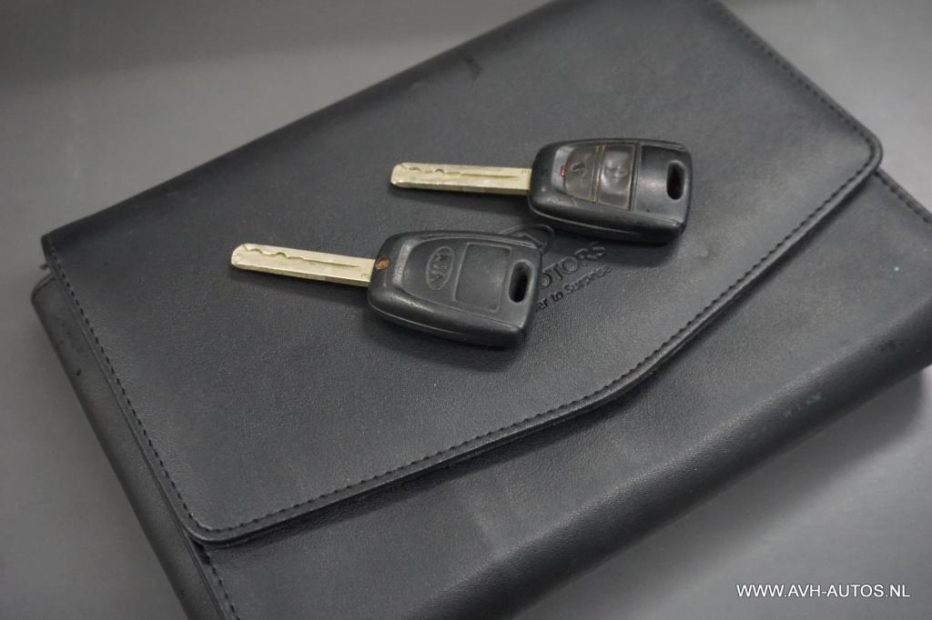 Kia Cee'd sporty wagon 1.4 x-tra