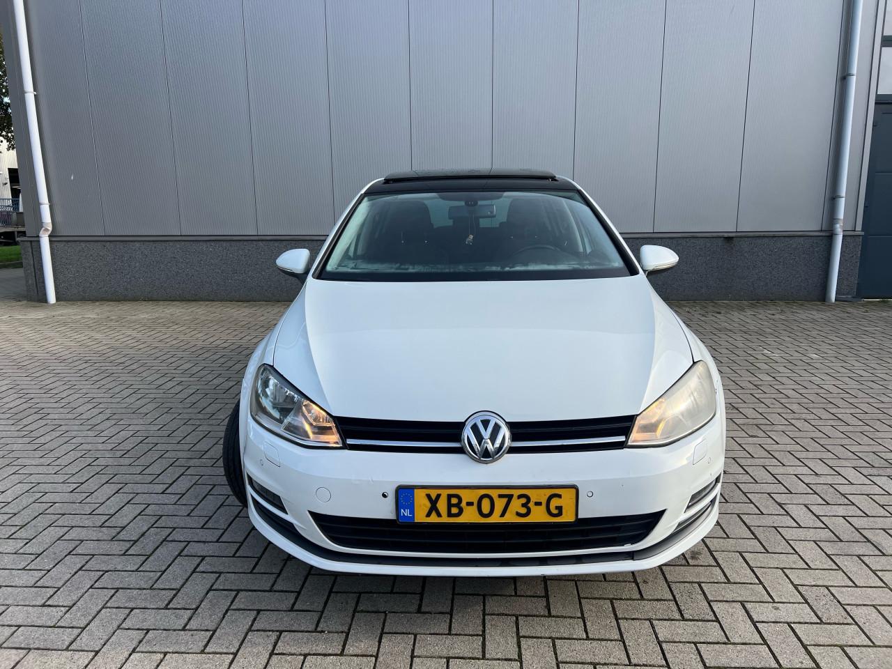 Volkswagen Golf 1.2TSI Cup Edition Automaat Pano