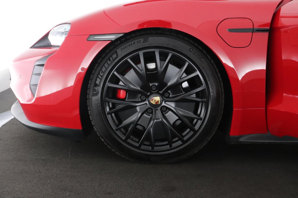 Porsche Taycan sport turismo gts | 93 kwh accu plus | surround view | innod