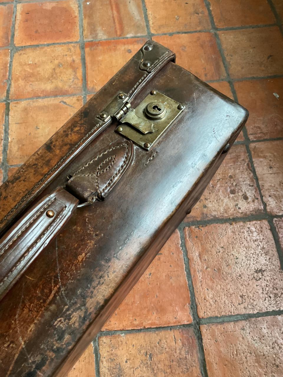 Antieke lederen koffer 19de eeuw