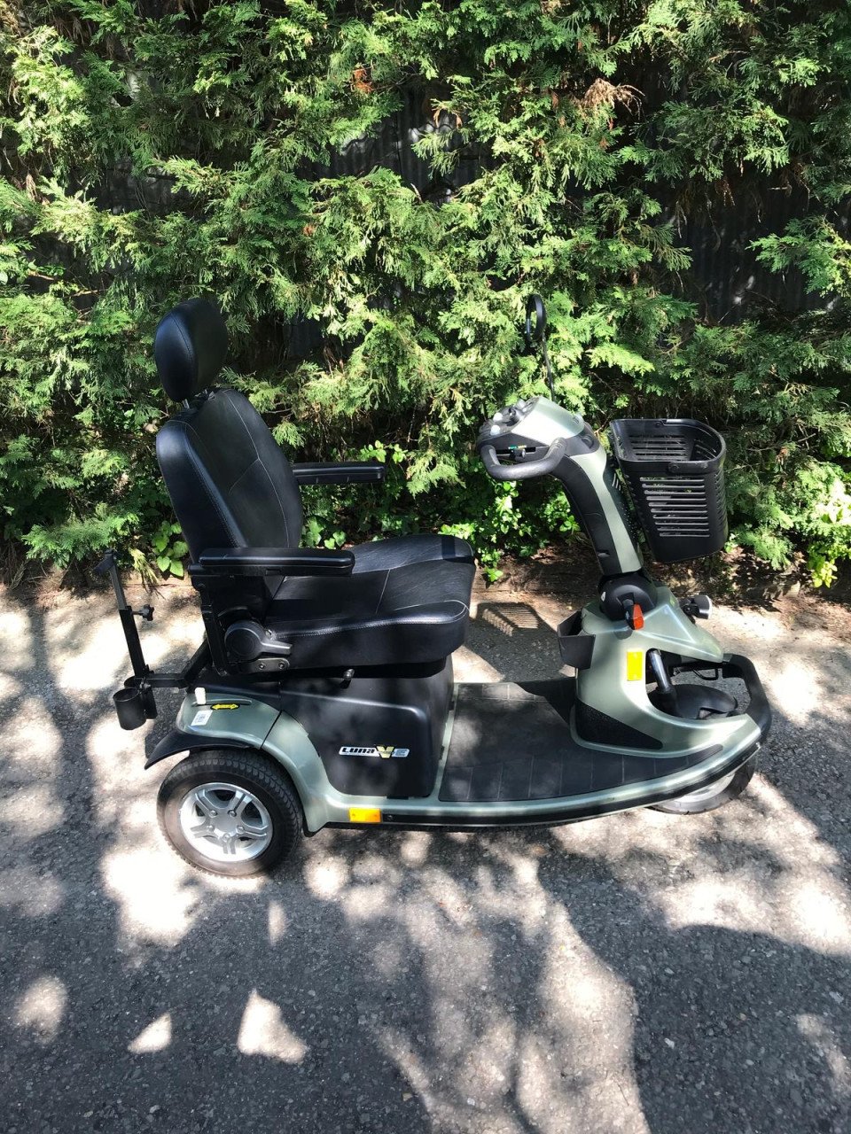 Tekoop nette scootmobiel pride victory Luna met nieuwe accu’s bon aanwezig