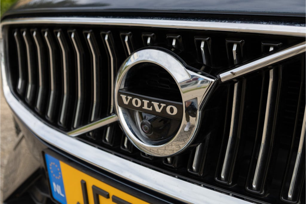 Volvo V60 2.0 t6 twin engine awd inscription ✅360°cam✅pano✅trekhaak✅h&k