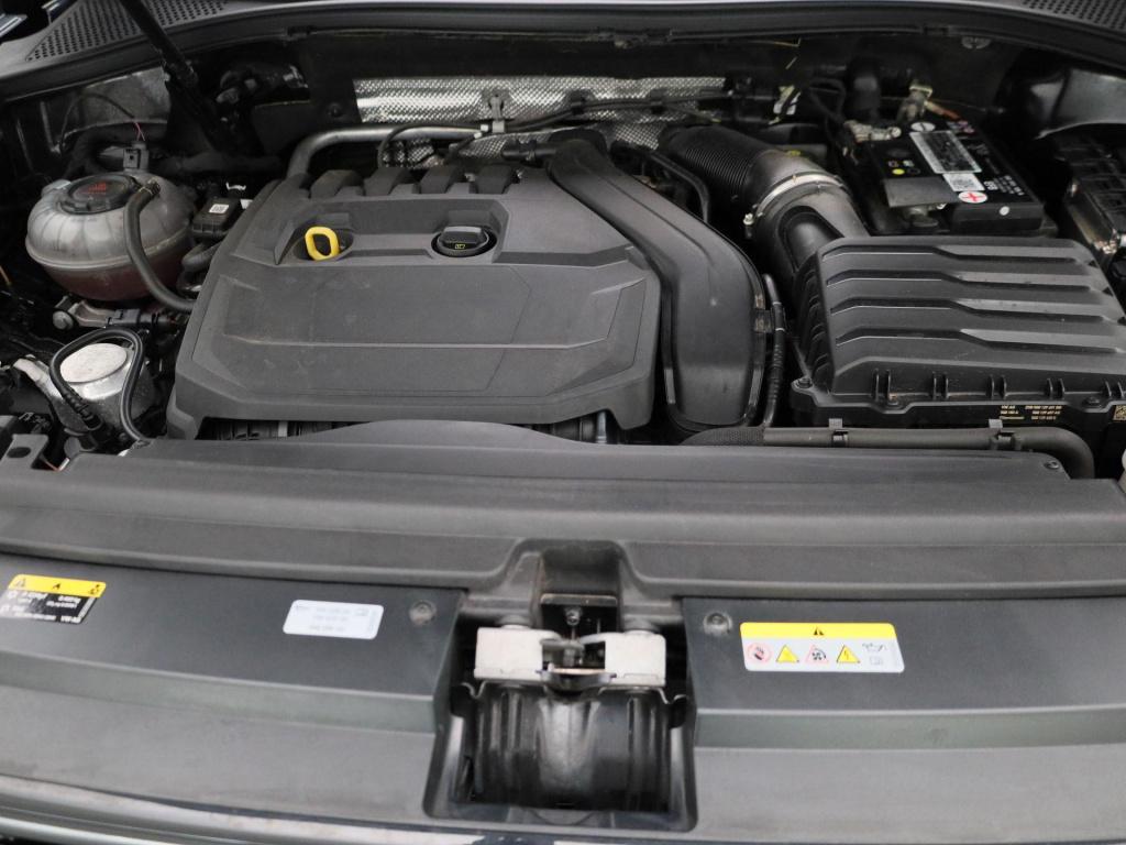 Volkswagen Tiguan Allspace 1.5 tsi r-line business+ | 7-persoons | automaat