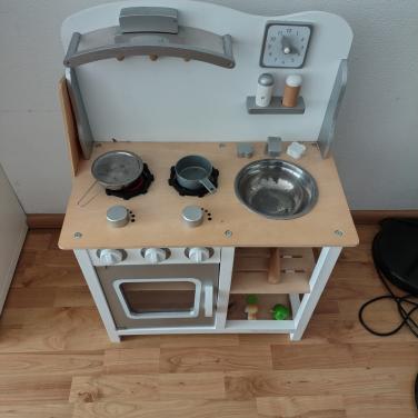 Houten Kinderkeuken met accessoires.