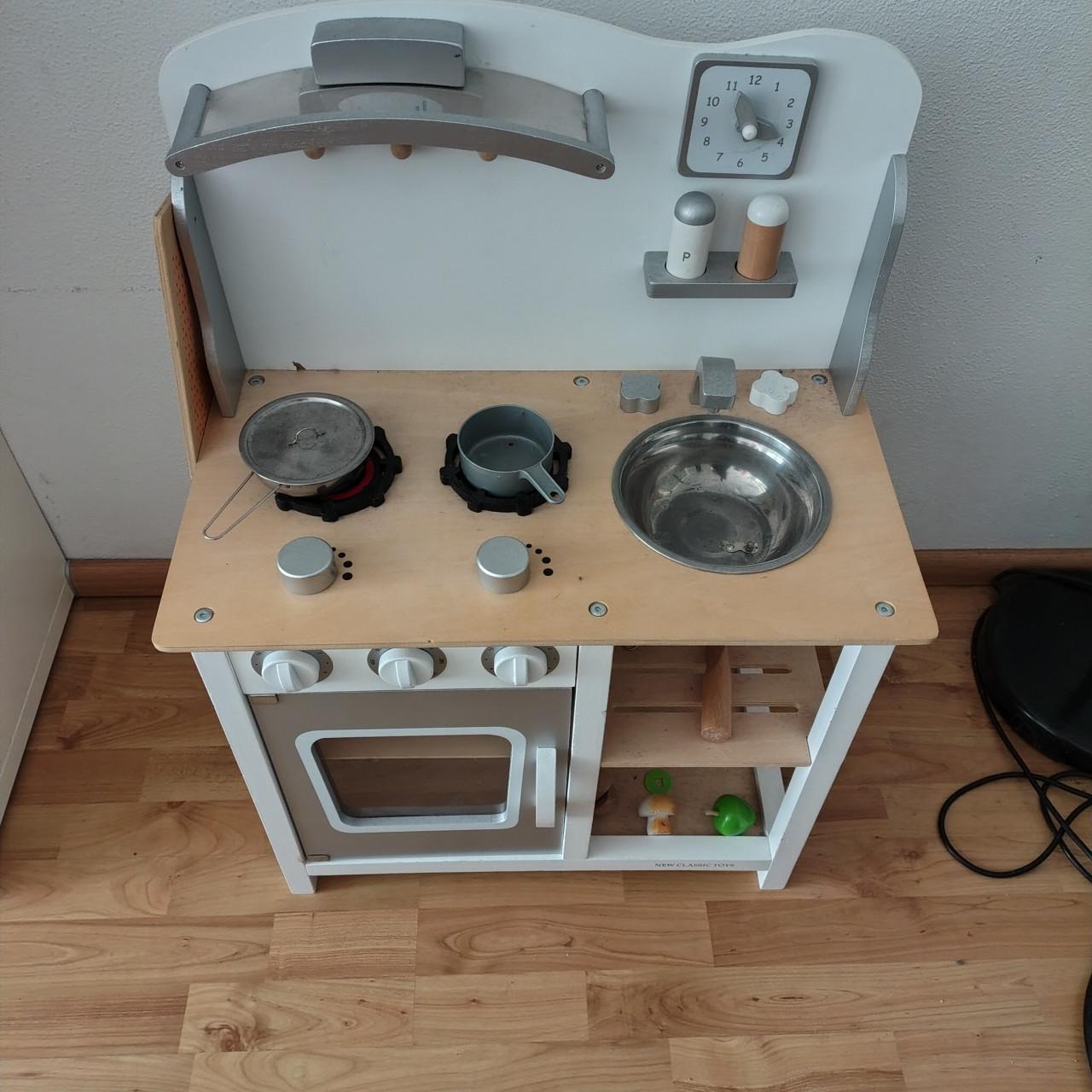 Houten Kinderkeuken met accessoires.