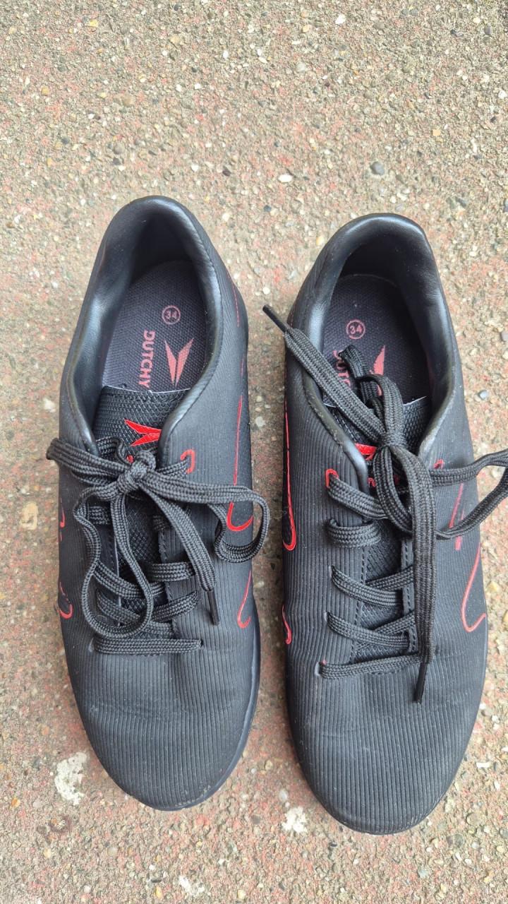 Zaalvoetbal schoenen mt 34