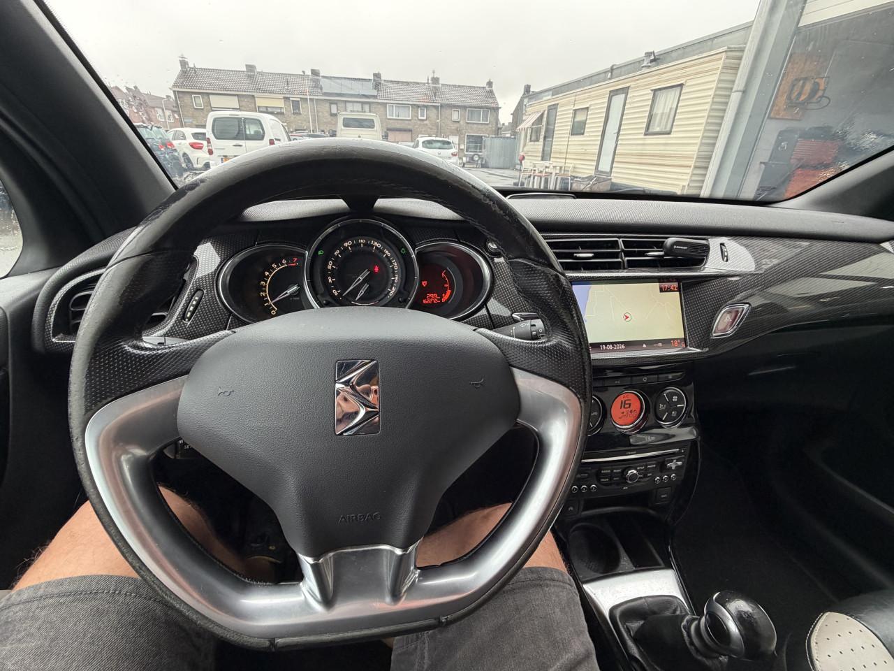 Citroen DS3 1.6 THP Sport Chic 3 deurs NAP ! ! !