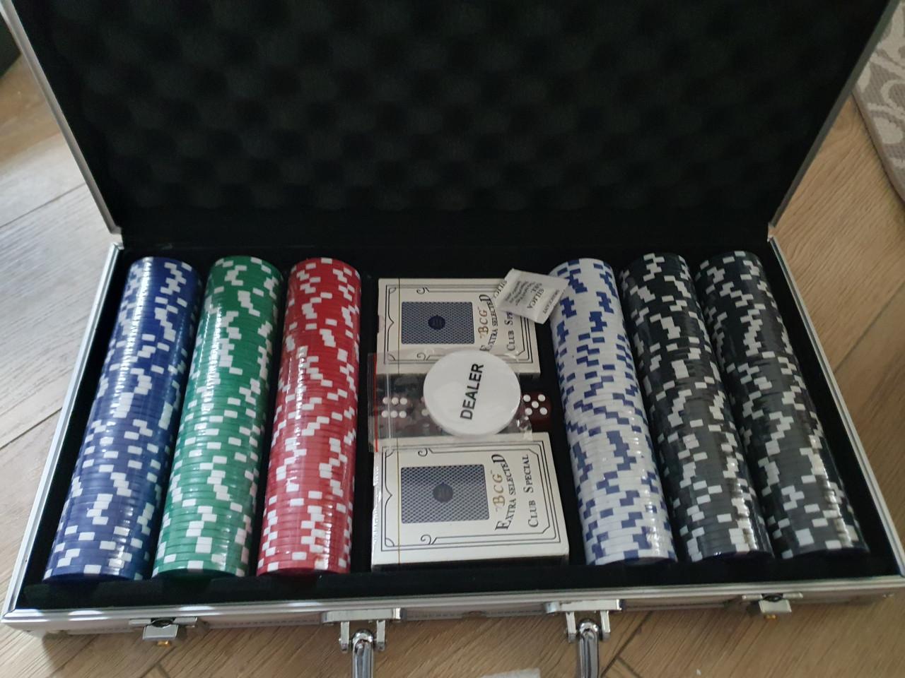 PlayOn pokerset 300 chips in koffer | nieuw | Texas Holdem